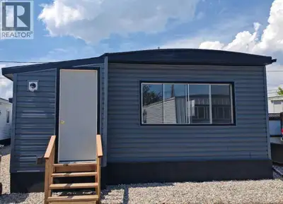 Fully Renovated 3-Bedroom, 1-bathroom mobile home | Move-In Ready. A perfect option for downsizers,...