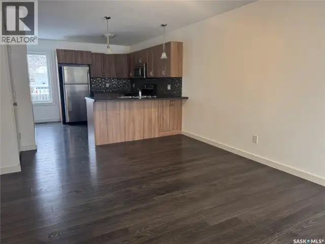 527 Alexandra STREET Weyburn, Saskatchewan in Houses for Sale in Regina - Image 12