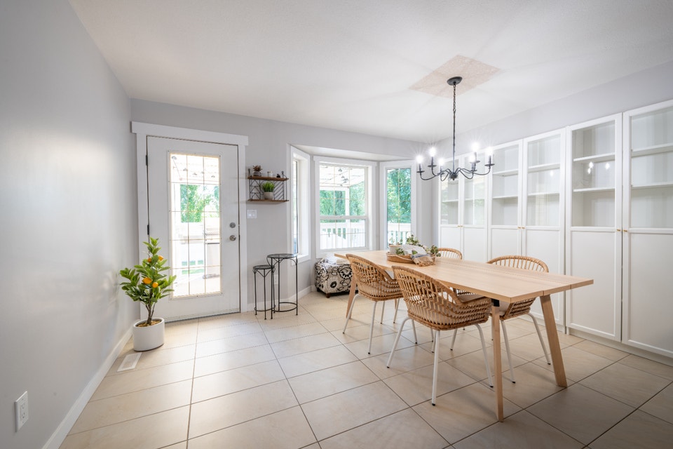 Fully Furnished 4 Bedroom 3 Bath Home 5