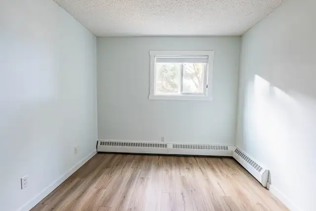 Spacious and bright suites with large windows | Book a showing t in Long Term Rentals in Edmonton - Image 13