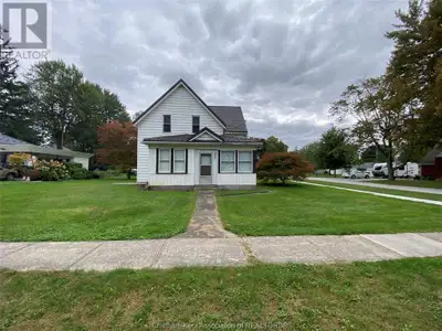 Charming Fixer-Upper with Endless Potential! This 3-bedroom, 1.5 bathroom home is ready for your vis...