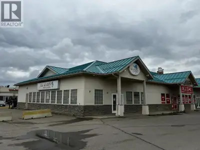 Excellent opportunity to lease a 2,040 sq. ft. restaurant space in a prime high-traffic corner locat...