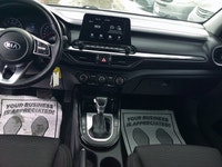 2020 Kia Forte Price $11999 178500 KM ON or QC Safety Included Warranty Included Carfax Included Aut... (image 9)