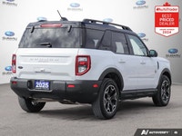 New Price! Oxford White 2025 Ford Bronco Sport Outer Banks 4WD | Apple CarPlay | 18 Rims 4WD 8-Speed... (image 4)
