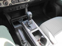 2023 Toyota Tacoma SR5 4x4 with only 45,996km! Equipped with remote keyless entry, power windows, po... (image 8)