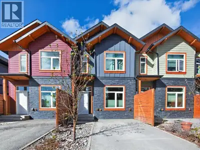 Central Park in Takhini is calling. This stylish 2 bedroom, 2 bathroom townhouse-style condo offers...