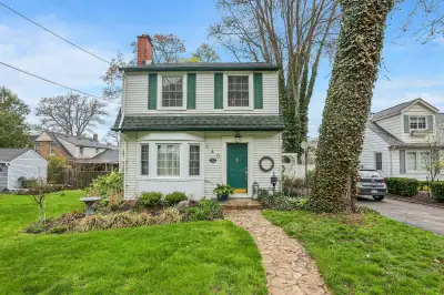 FOR SALE - ESCARPMENT VIEWS & BACKYARD OASIS … Charm, character, and lifestyle converge at 140 Main...