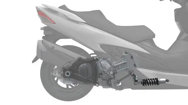 2025 Suzuki Burgman 400 in Scooters & Pocket Bikes in Ottawa - Image 10