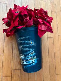 Poinsettia Flower Arrangements