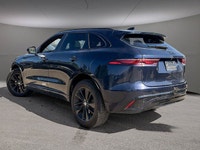 This Jaguar F-PACE has a strong Intercooled Turbo Premium Unleaded I-4 2.0 L/122 engine powering thi... (image 4)