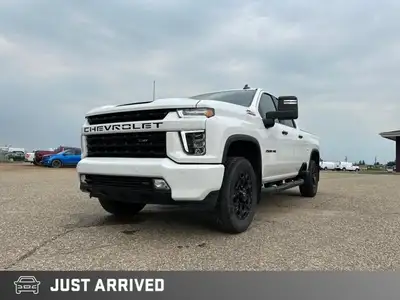 Dealer Certified Pre-Owned. This Chevrolet Silverado 2500HD delivers a Turbocharged Diesel V8 6.6L/4...