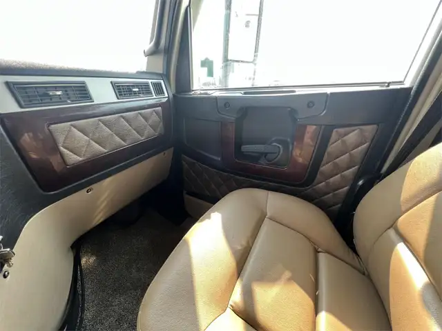 2013 FREIGHTLINER CORONADO 122 SD in Heavy Trucks in Edmonton - Image 19