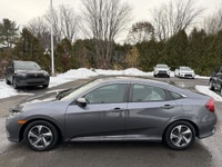 AUCUN DOSSIER DE DOMMAGE Ce Honda Civic est équipé de :Pneus été sur Mags et pneus hiver sur roues ,... (image 2)