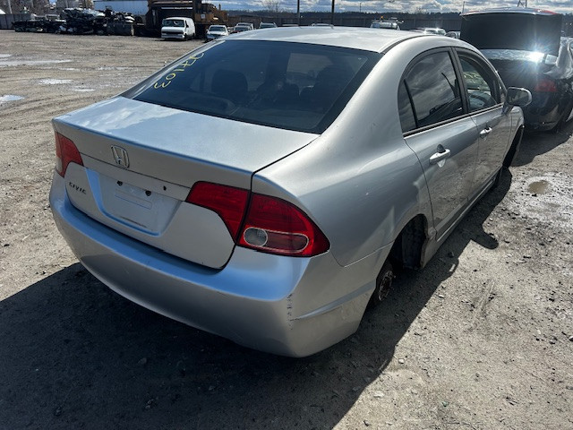 2006 Honda Civic just in for parts at Pic N Save! in Auto Body Parts in Hamilton - Image 3
