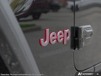 This Jeep Wrangler boasts a Regular Unleaded V-6 3.6 L/220 engine powering this Automatic transmissi... (image 7)