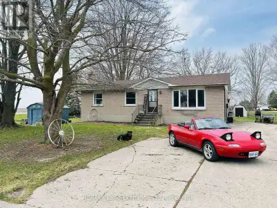 Introducing a charming home that perfectly blends a country feel with the convenience of town living...
