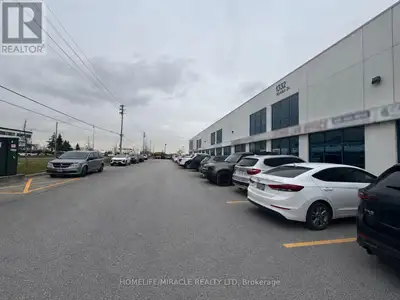 Professional Office space available in Prime location of Mississauga, includes reception area, Inter...