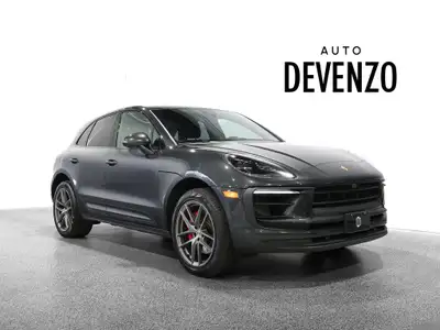 2023 Porsche Macan S 2.9L , Grey Metallic / Leather Interior in Black Premium Package Plus Panoramic...