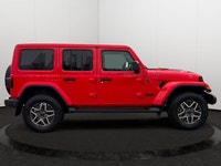 This 2025 JEEP WRANGLER 4-DOOR SAHARA has the following options Cloth Low-Back Bucket Seats, Remote... (image 5)