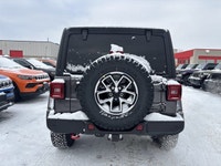 4.10 REAR AXLE RATIO (STD),TIRES: LT285/70R17C BSW ON-/OFF-ROAD (STD),QUICK ORDER PACKAGE 24R RUBICO... (image 5)