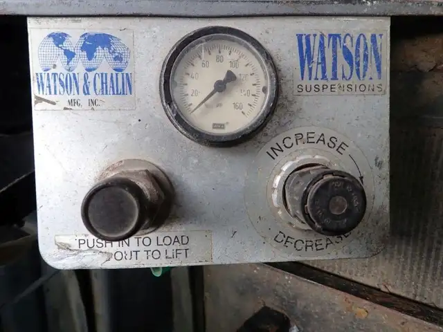 2001 Mack RB688S in Heavy Trucks in Longueuil / South Shore - Image 19