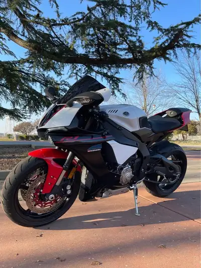 Welcome to Ride Collective - AB APPLY NOW: https://www.ridecollective.ca/get-pre-approved 2016 Yamah...