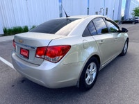 WE ARE OPEN 7 DAYS A WEEK !! BEST ON GAS ONLY 4 CYLINDERS ENGINE CHEAP ON INSURANCE EXTENDED WARRANT... (image 5)