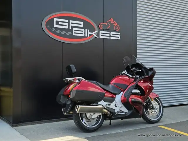 2008 Honda ST 1300A in Street, Cruisers & Choppers in Oshawa / Durham Region - Image 4