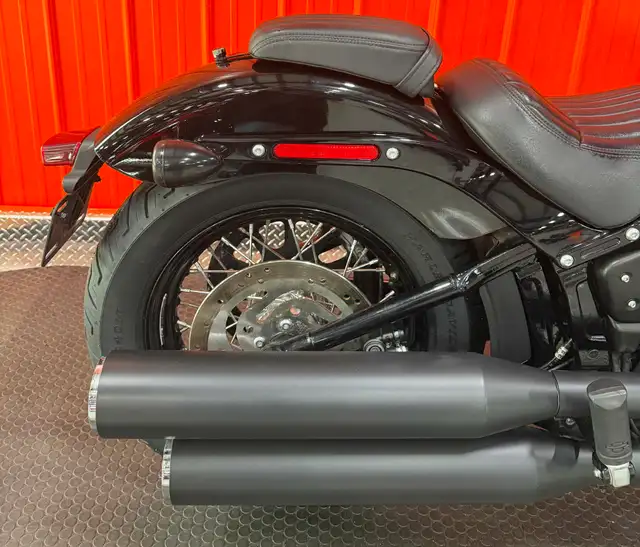 2020 Harley-Davidson Softail 2020 HARLEY DAVIDSON STREET BOB FXB in Street, Cruisers & Choppers in Moncton - Image 9