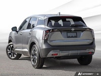This Nissan Kicks has a durable Regular Unleaded I-4 2.0 L/122 engine powering this Variable transmi... (image 3)