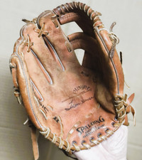 Vintage Tom Seaver Replica Signature Spalding Classic II Glove