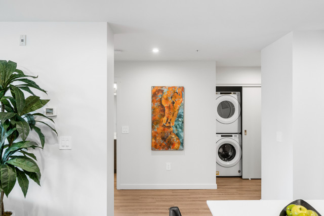 2 Bedroom + Den - 2830 Peatt Road in Long Term Rentals in Victoria - Image 4