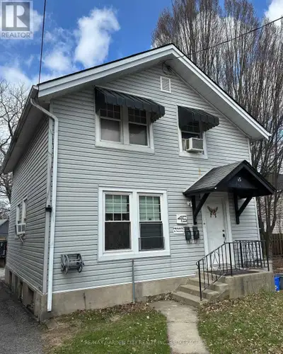 Duplex located in the heart of downtown St. Catharines, steps from Montebello Park and within walkin...
