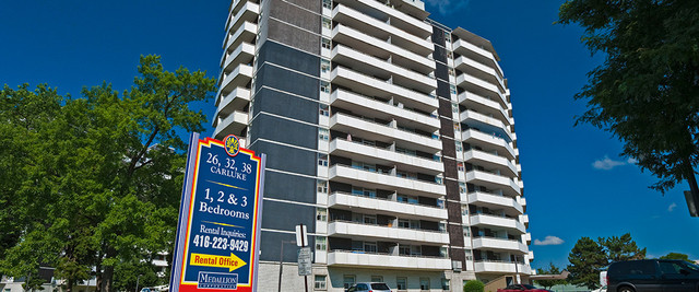 St. Andrews Towers East - 1 Bedroom Apartment for Rent in Long Term Rentals in City of Toronto