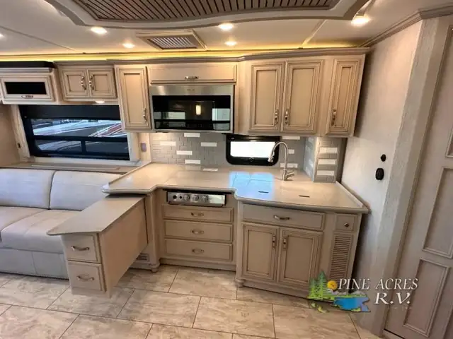 2023 Newmar Kountry Star 4037 Diesel Pusher 360 h.p. in RVs & Motorhomes in Moncton - Image 39