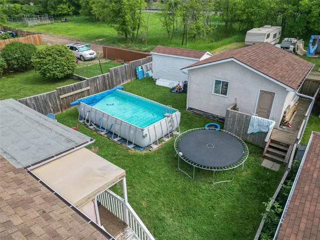 3008 McDonald Avenue Brandon, Manitoba62865718427650124
