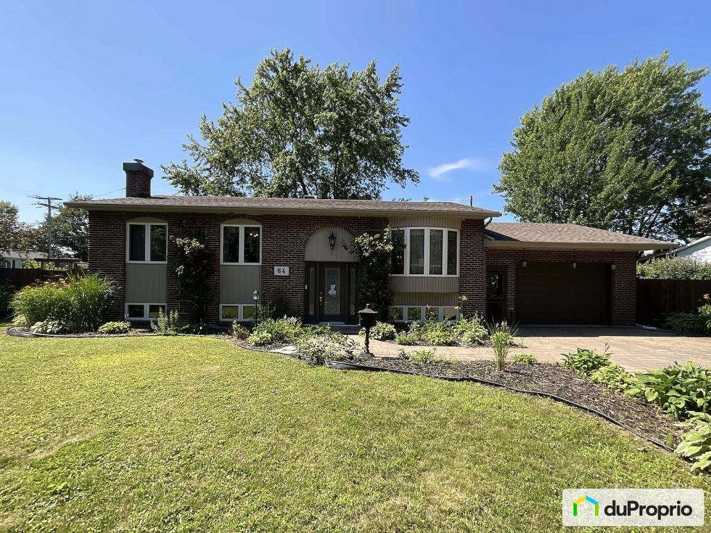 $674,000 - Bungalow for sale in Beloeil — photo 1