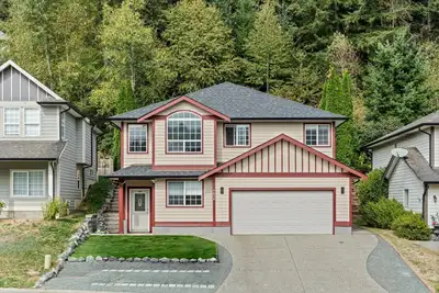 Welcome to this beautiful 5-bedroom, 3-bathroom home in highly desirable Promontory! Perfect for gro...