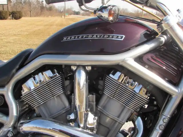 2006 Harley-Davidson VRSC A VRod in Street, Cruisers & Choppers in Leamington - Image 36