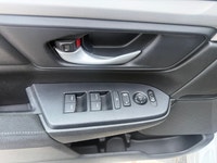 A practical compact SUV with a spacious interior, efficient performance, and modern safety features,... (image 7)