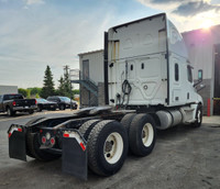 Ryder Stock ID: 243069 Transmission Type/Speed: AUTO 12 Engine: DIESEL DD15 GHG'17 475/1625 Horse Po... (image 5)