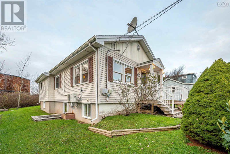 52 Howard Avenue Shearwater, Nova Scotia Houses for Sale Dartmouth