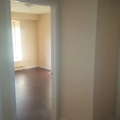 245-255 Yeomans Street North - 1 bedroom Apartment for Rent