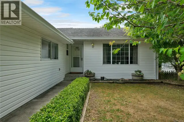 755 Kit Cres Campbell River, British Columbia in Houses for Sale in Campbell River - Image 36