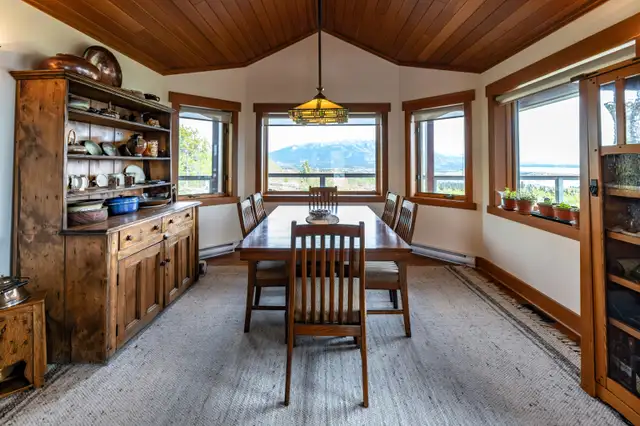 True Slice of Northern Paradise - Ultimate Wilderness Retreat in Houses for Sale in Whitehorse - Image 13