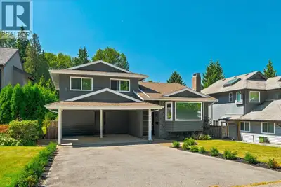 Beautifully reimagined with an extensive top-to-bottom renovation, this exceptional split-level home...