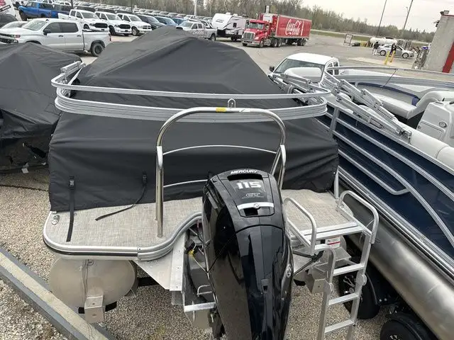 2023 Lowe SS 210 CL in Sport Touring in Winnipeg - Image 9