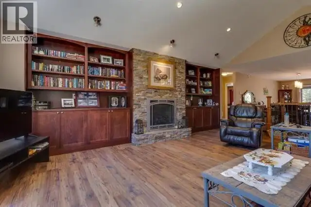 15055 CARIBOO HIGHWAY Prince George, British Columbia in Houses for Sale in Prince George - Image 8