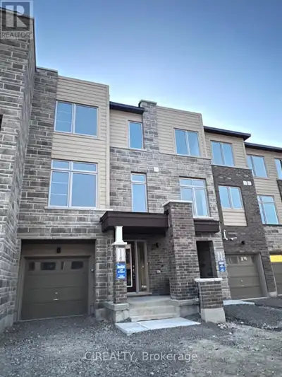 118 SOLSTICE CIRCLE Newmarket (Woodland Hill), Ontario