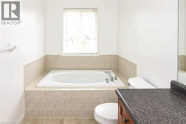 37 CORNERSTONE Drive 10th Line Shore, Ontario in Long Term Rentals in Hamilton - Image 26